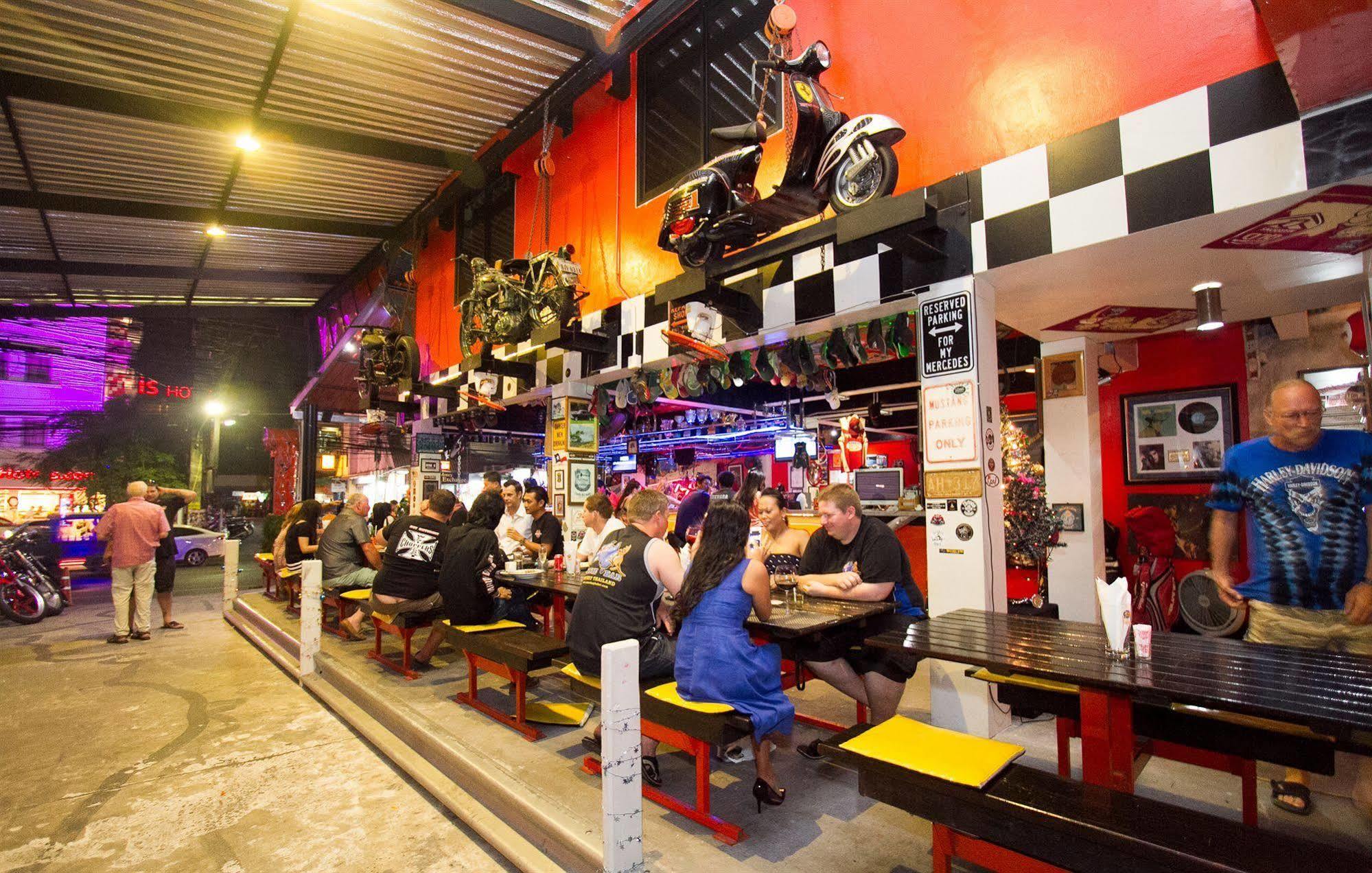 Nicky'S Handlebar Patong Exterior foto